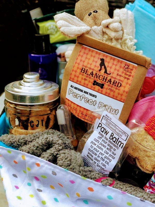 Pet Treat Gift Basket Pet Birthday Gift Basket